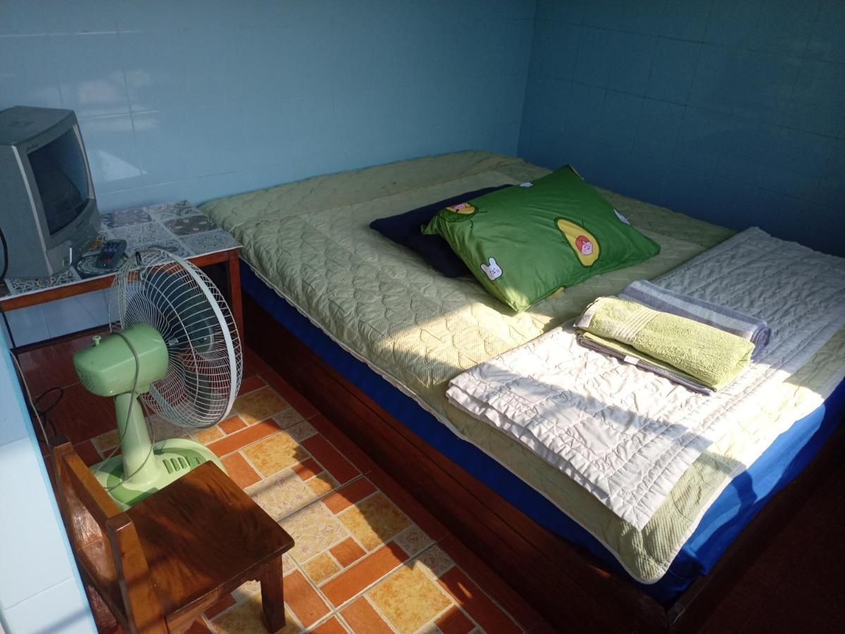 Np Guesthouse Trat Exteriér fotografie